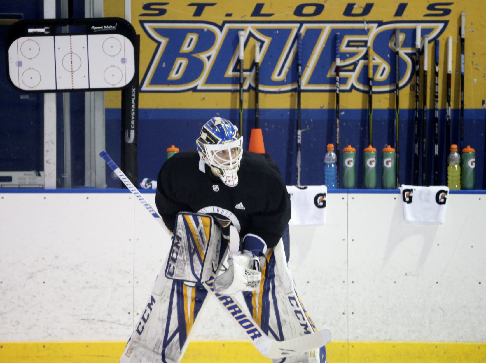 Blues practice before playoffs